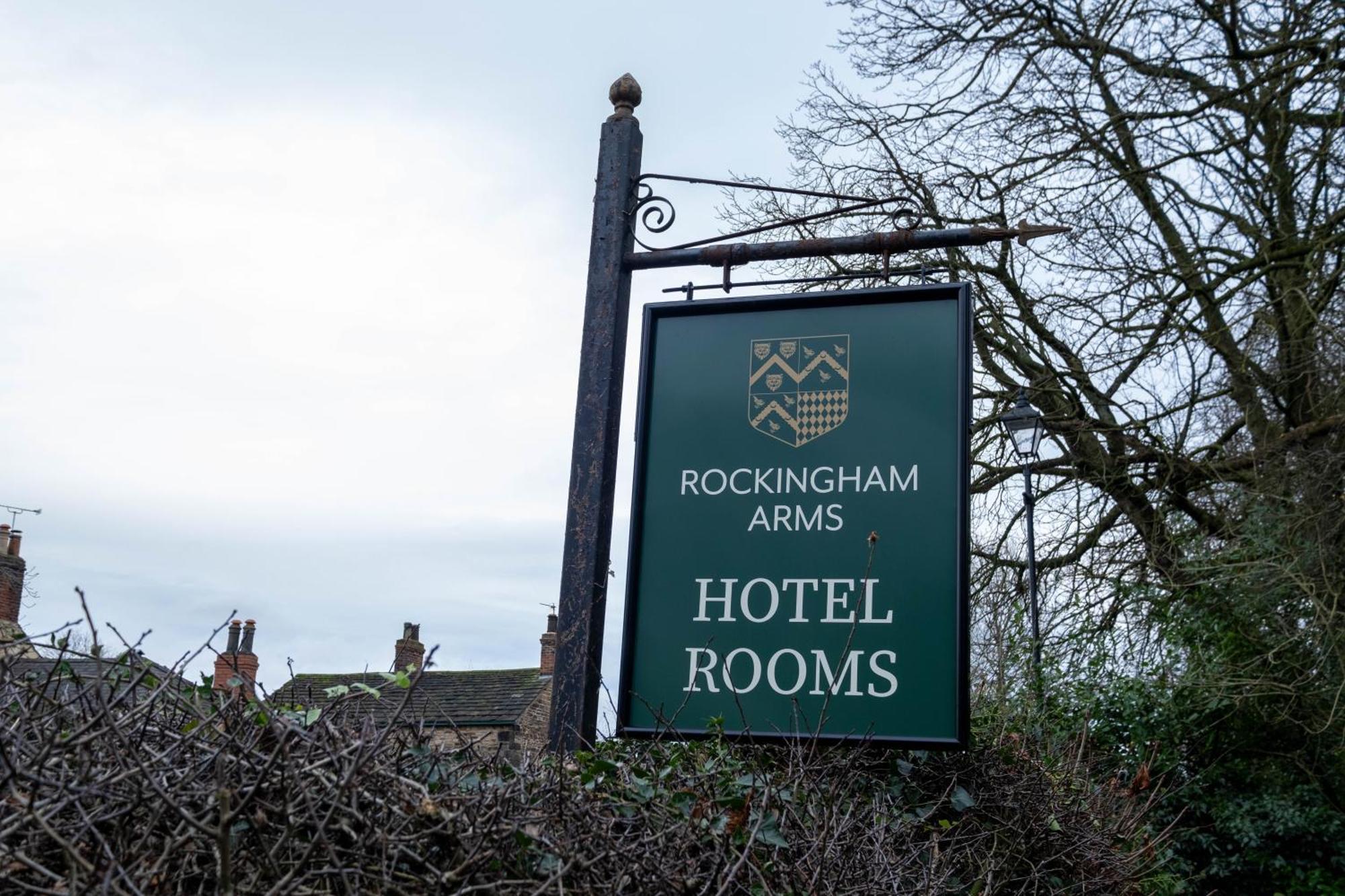 Rockingham Arms By Greene King Inns Wentworth  Exterior photo