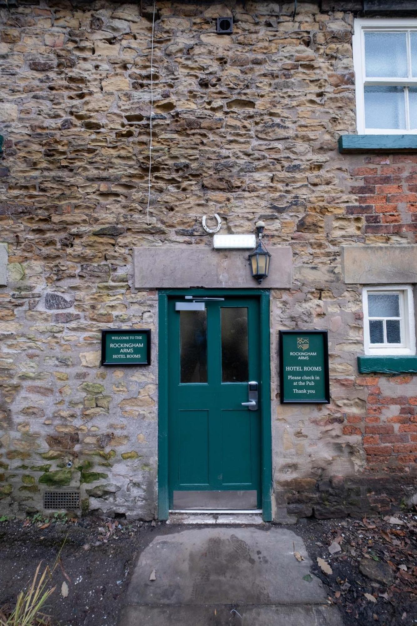 Rockingham Arms By Greene King Inns Wentworth  Exterior photo