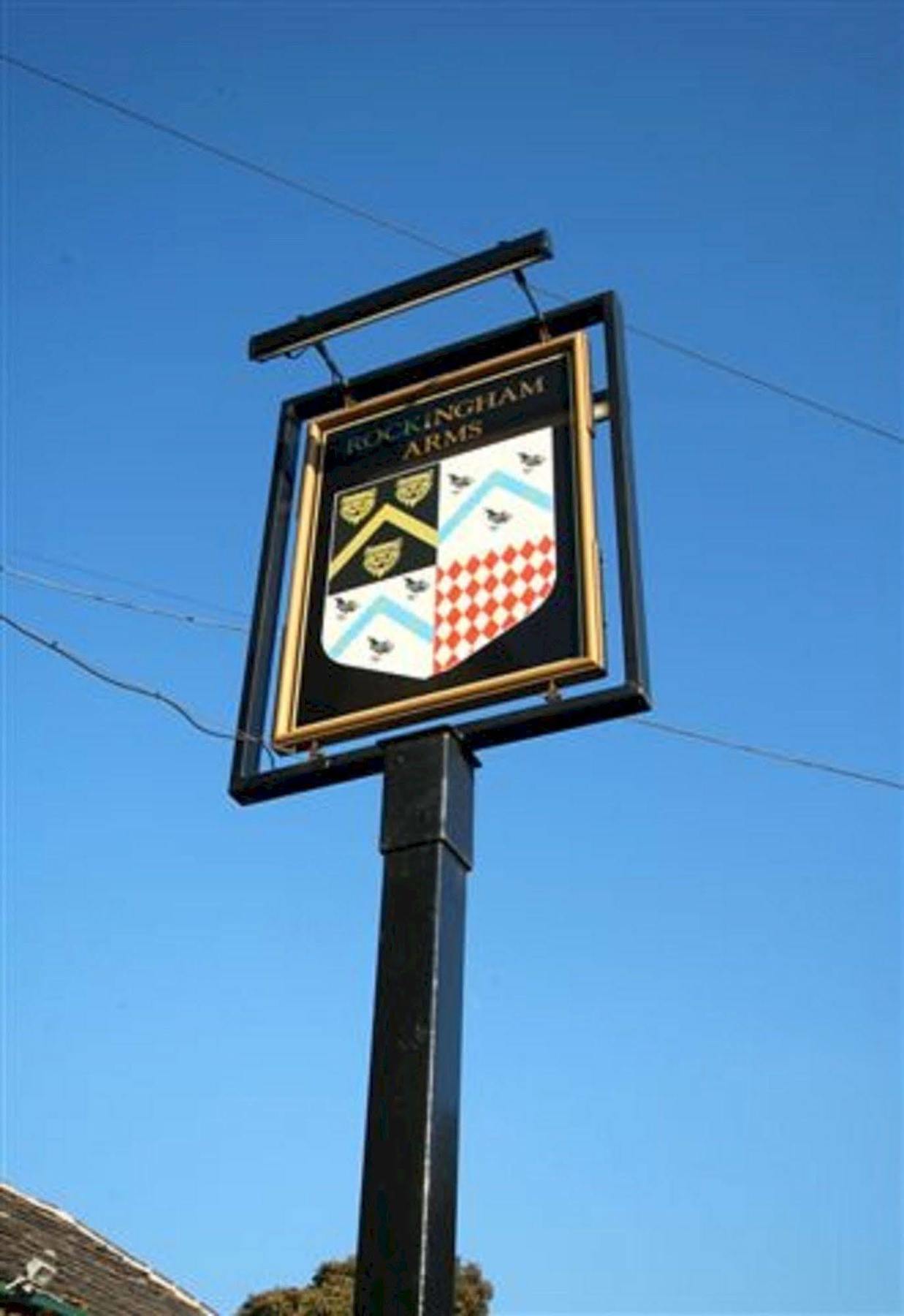 Rockingham Arms By Greene King Inns Wentworth  Exterior photo